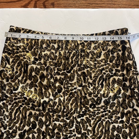 TORY BURCH SILK metallic cheetah / animal print skirt shift cut, lined, zipped 8 - Picture 8 of 12